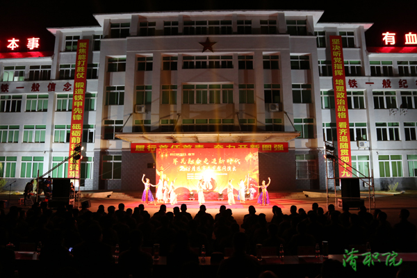 2018年1月22日，清远职业技术学院，春节送温暖－到部队慰问演出2-600.jpg